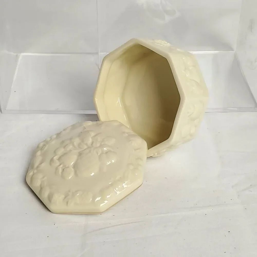Lenox Ivory Octagon Trinket Box Embossed Fruit Design